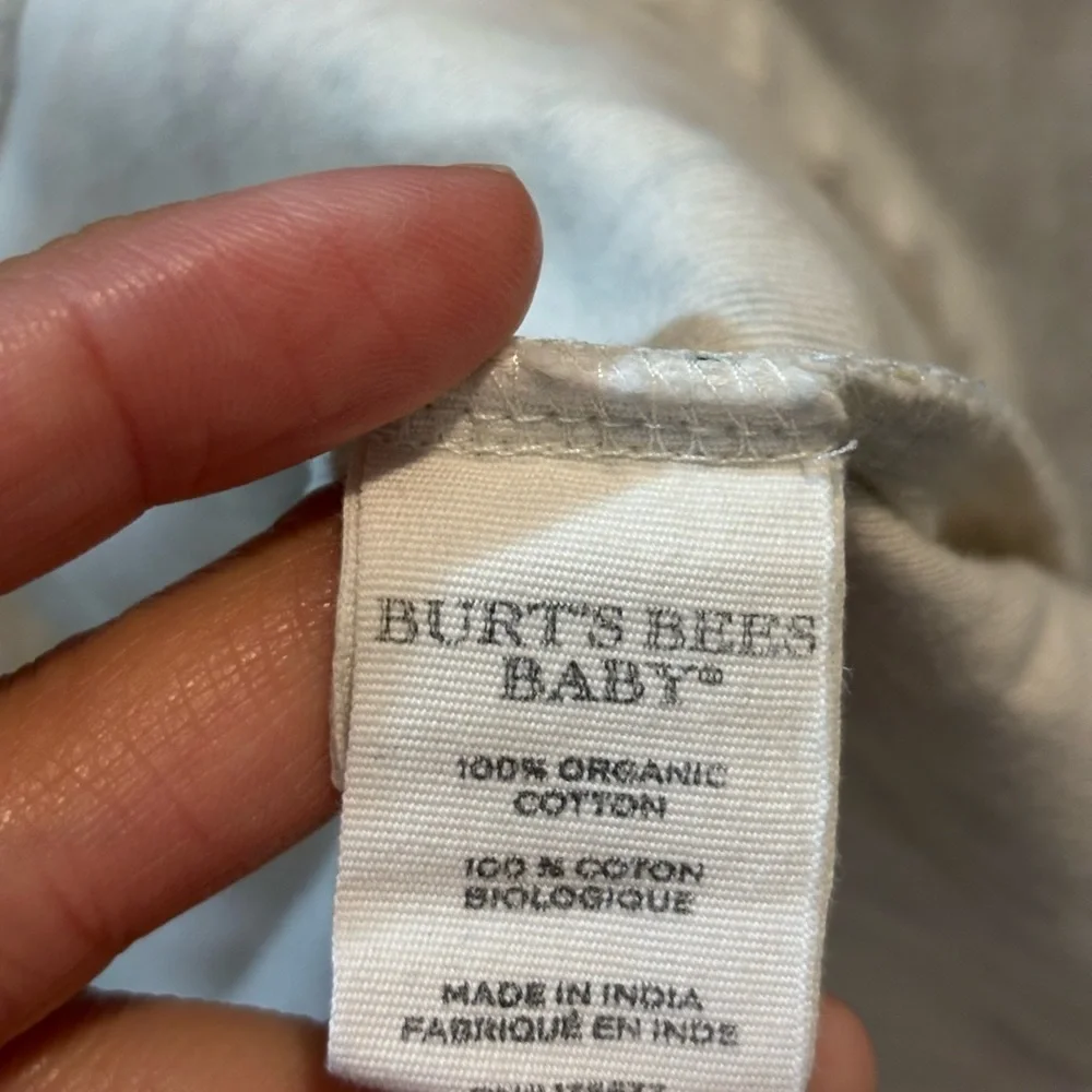 Burt’s Bees Baby Organic Cotton Christmas Print Zip Up Footed Pajamas Size 18 mo